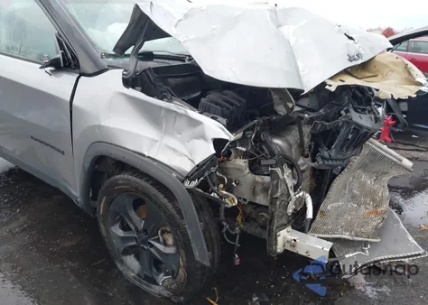 2021 Jeep Compass Altitude 4X4 из США, поврежденный, VIN 3C4NJDBB8MT501283